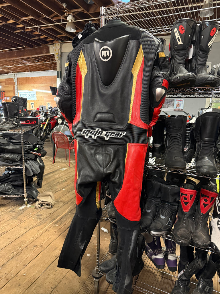 Motogear leather suit