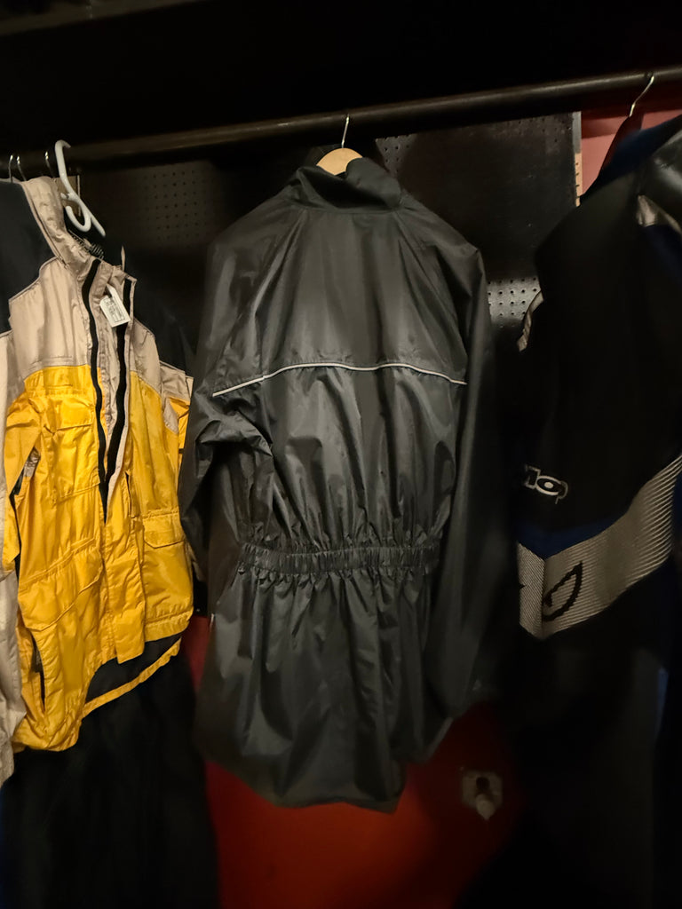 Rain suit