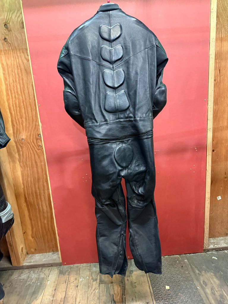 Helimot Suit